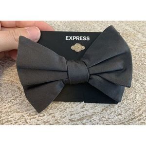 NWT Express 100% Silk Solid Dark Gray Grey Pretied Adjustable Bow Tie